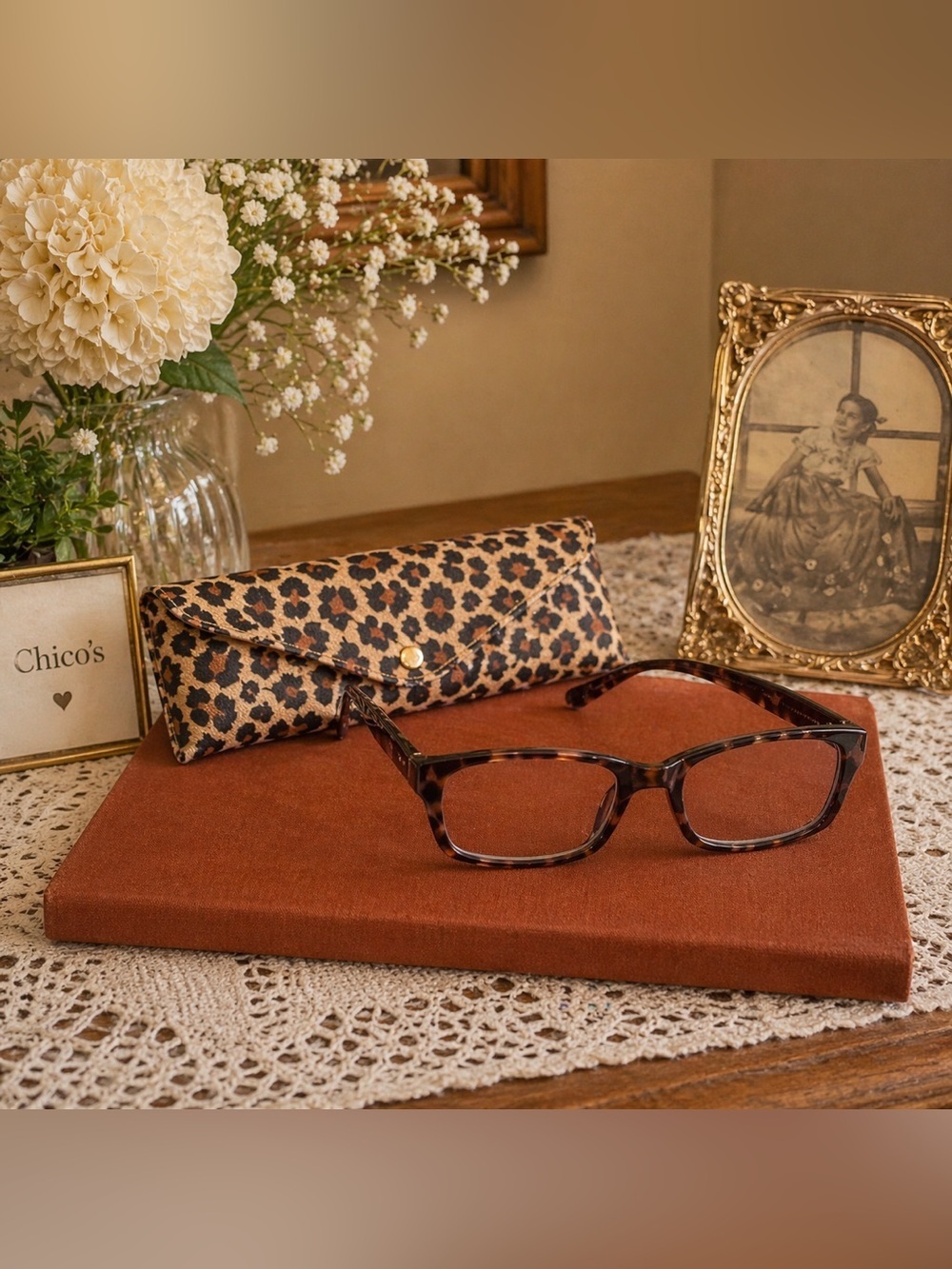 Chico’s Leopard Print Reading Eyeglasses with Case
